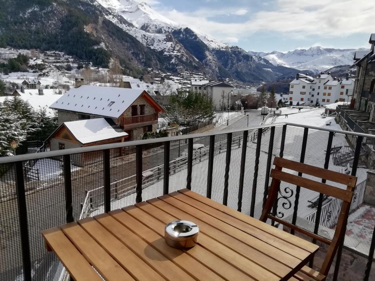 Apartamento Familiar Con Vistas Y Garage La Portiecha Daire Sallent de Gállego Dış mekan fotoğraf